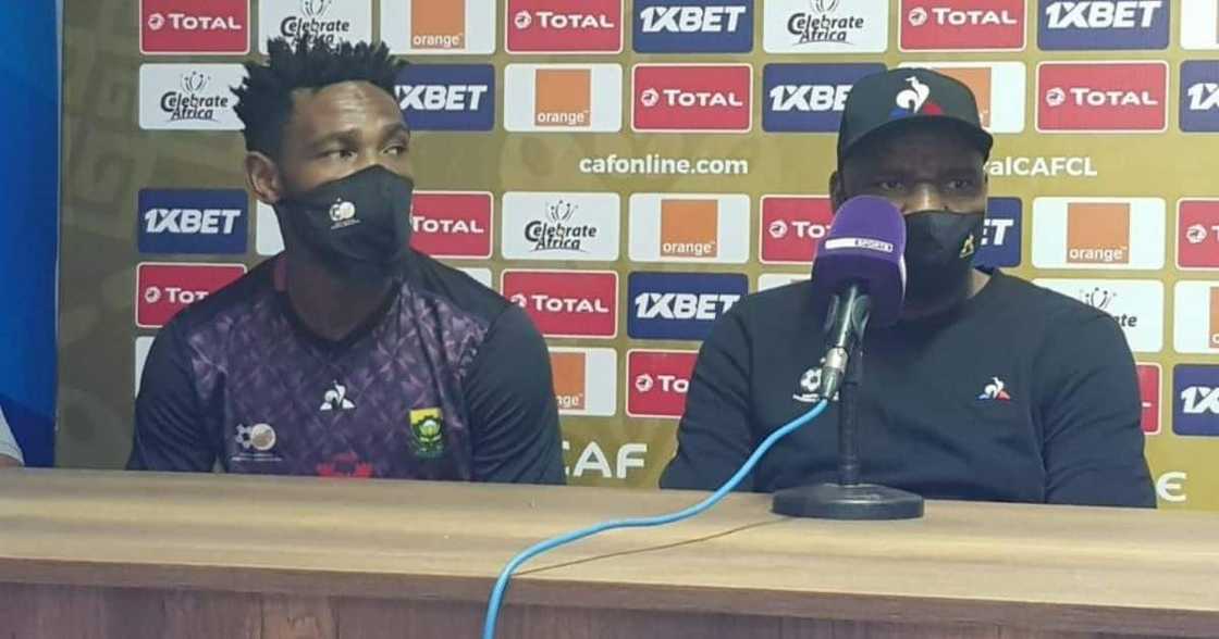 Bafana Bafana coach Molefi Ntseki (right) faces an uncertain future after a loss to Sudan. Image: Twitter Bafana Bafana coach Molefi Ntseki (right) faces an uncertain future after a loss to Sudan. Image: Twitter