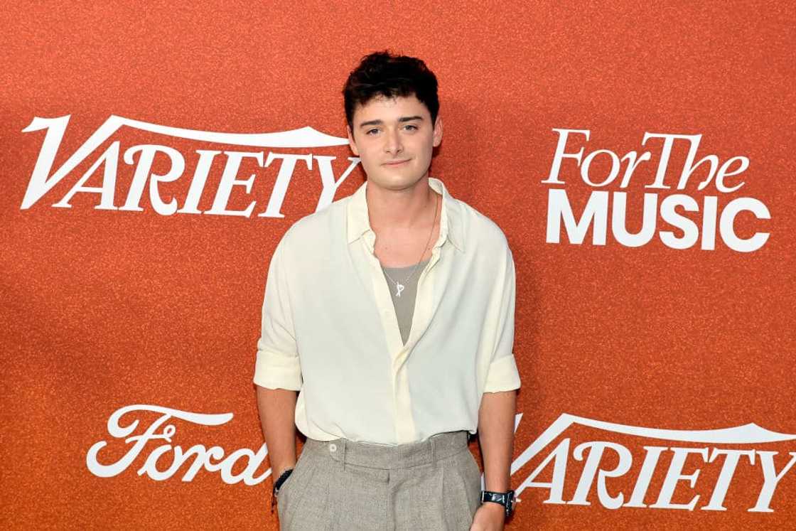Noah Schnapp at NeueHouse Los Angeles in Hollywood, California Noah Schnapp at NeueHouse Los Angeles in Hollywood, California