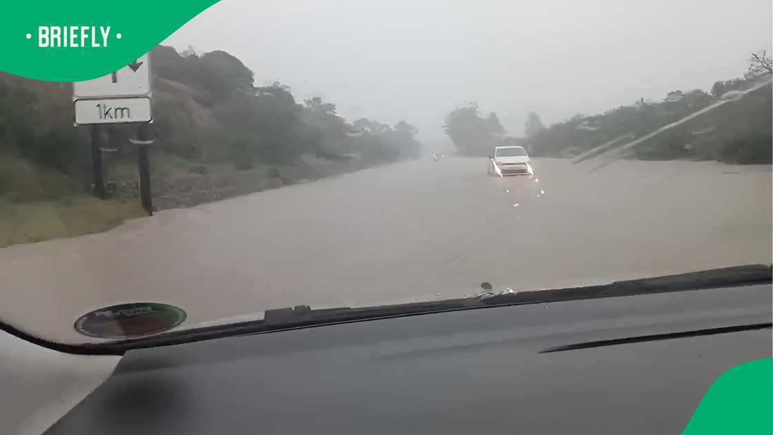 Makhanda's N2 road is flooded