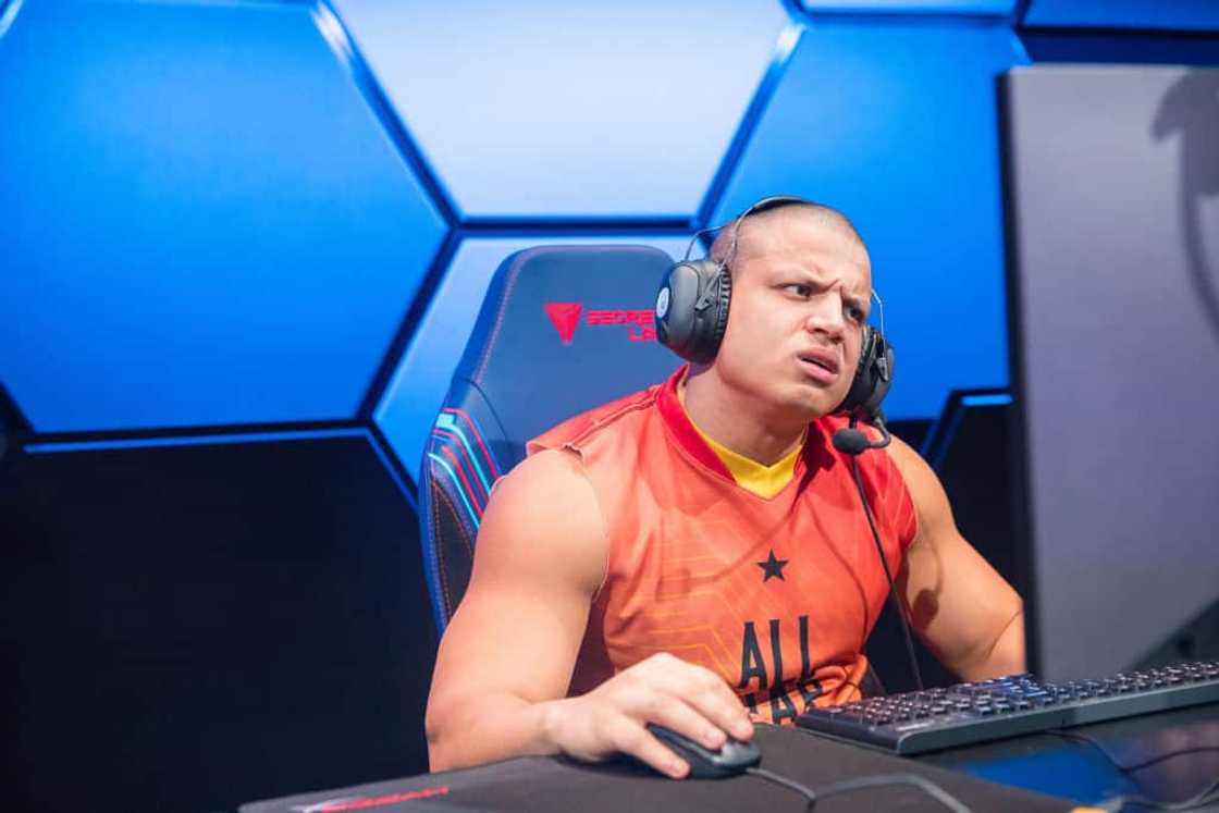 League of Legends gamer League of Legends gamer
