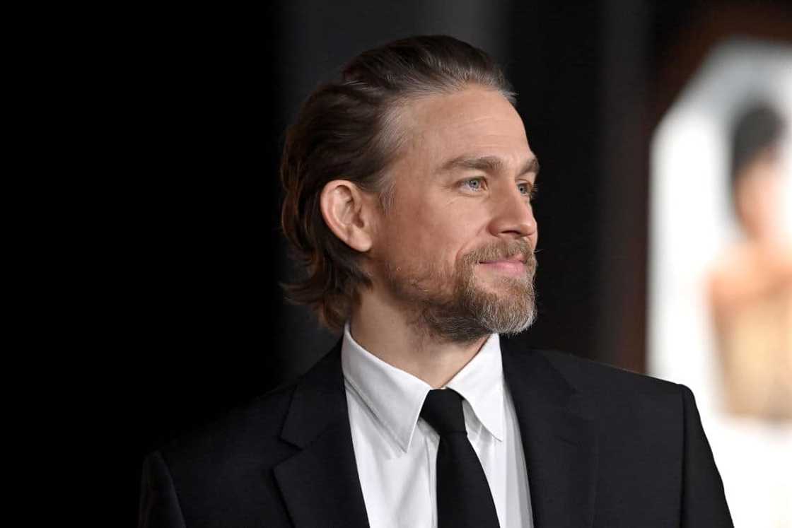 Charlie Hunnam at the Premiere of Rebel Moon - Part One: A Child of Fire Charlie Hunnam at the Premiere of Rebel Moon - Part One: A Child of Fire