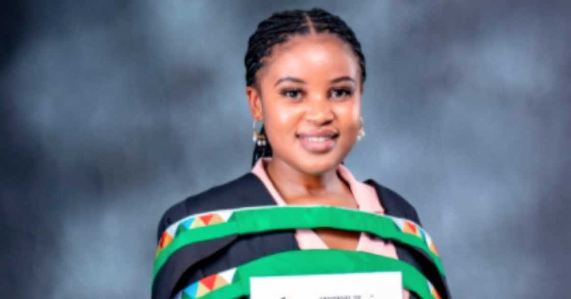 Woman, Graduates, Fell pregnant, Inspiring Woman, Graduates, Fell pregnant, Inspiring