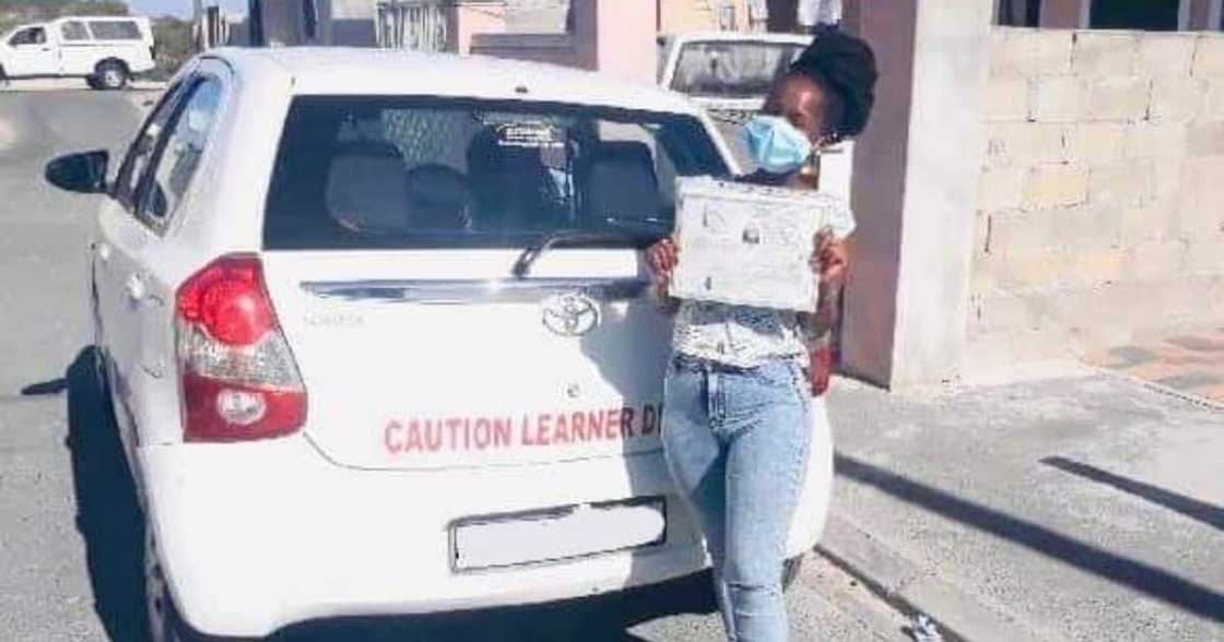 Mzansi, Delighted, Woman, Bagged, Driver’s Licence Mzansi, Delighted, Woman, Bagged, Driver’s Licence