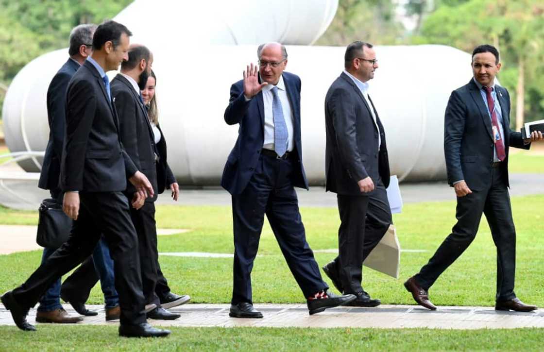 Lula's vice-president-elect Geraldo Alckmin (C) named a group of experts to the transition team Lula's vice-president-elect Geraldo Alckmin (C) named a group of experts to the transition team