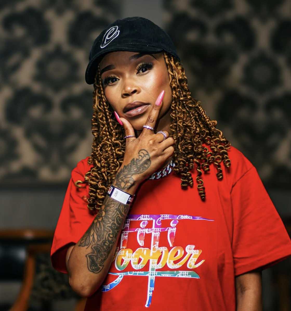 Mzansi reacted to Fifi Cooper's drama with Ambitiouz Entertainment