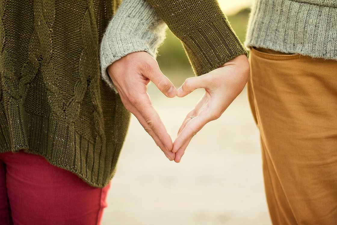 Love photos of couples Love photos of couples