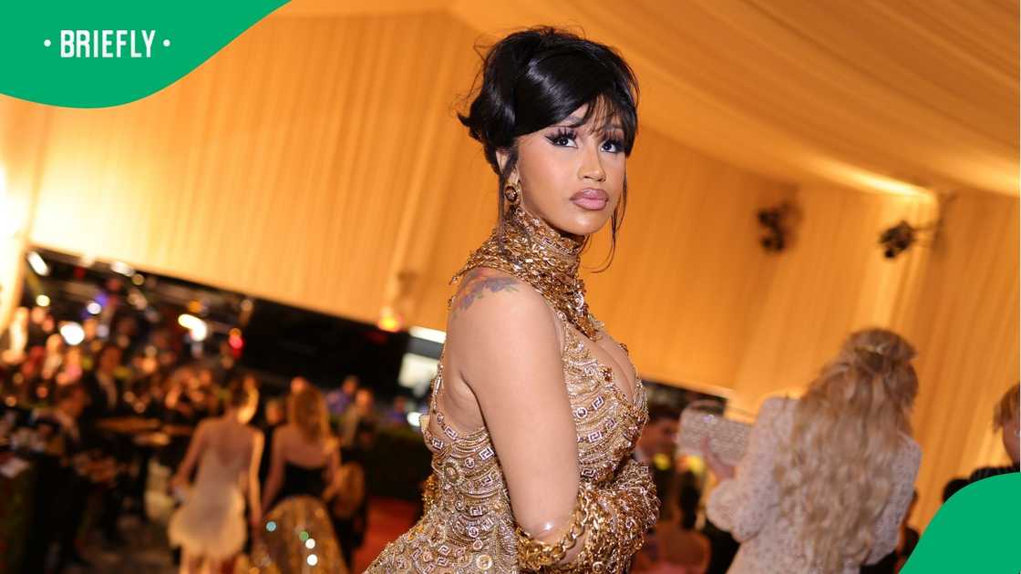 Cardi B shows face of her youngest daughter Cardi B shows face of her youngest daughter