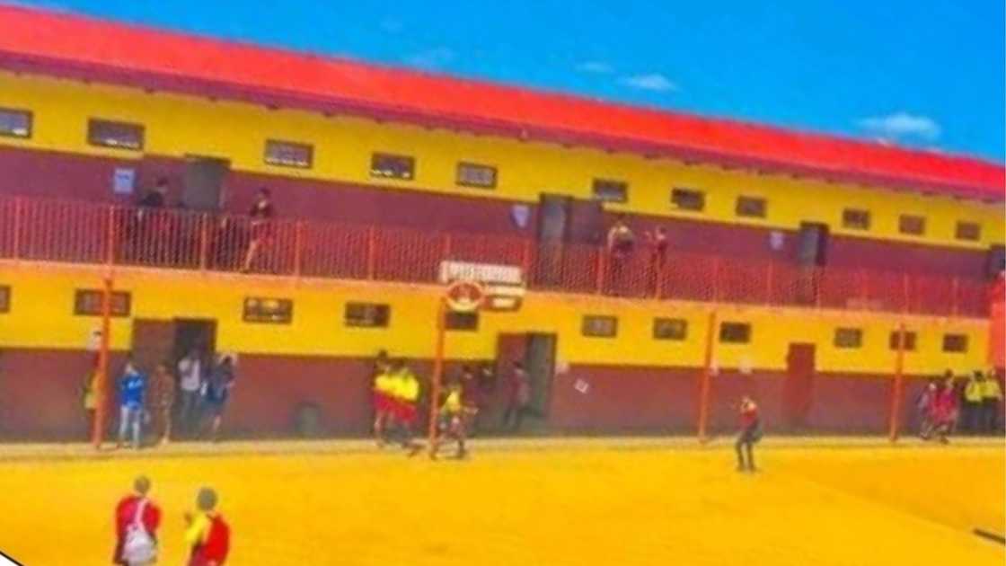 Inkomazi highschool in Mpumalanga rural Inkomazi highschool in Mpumalanga rural