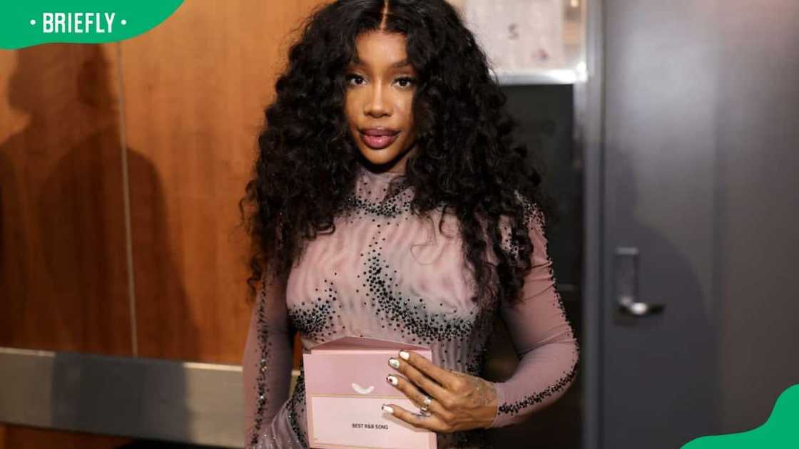 SZA attending the Grammy Awards