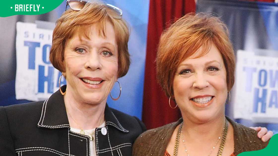 Carol Burnett (L) and Vicki Lawrence at SiriusXM Studios Carol Burnett (L) and Vicki Lawrence at SiriusXM Studios