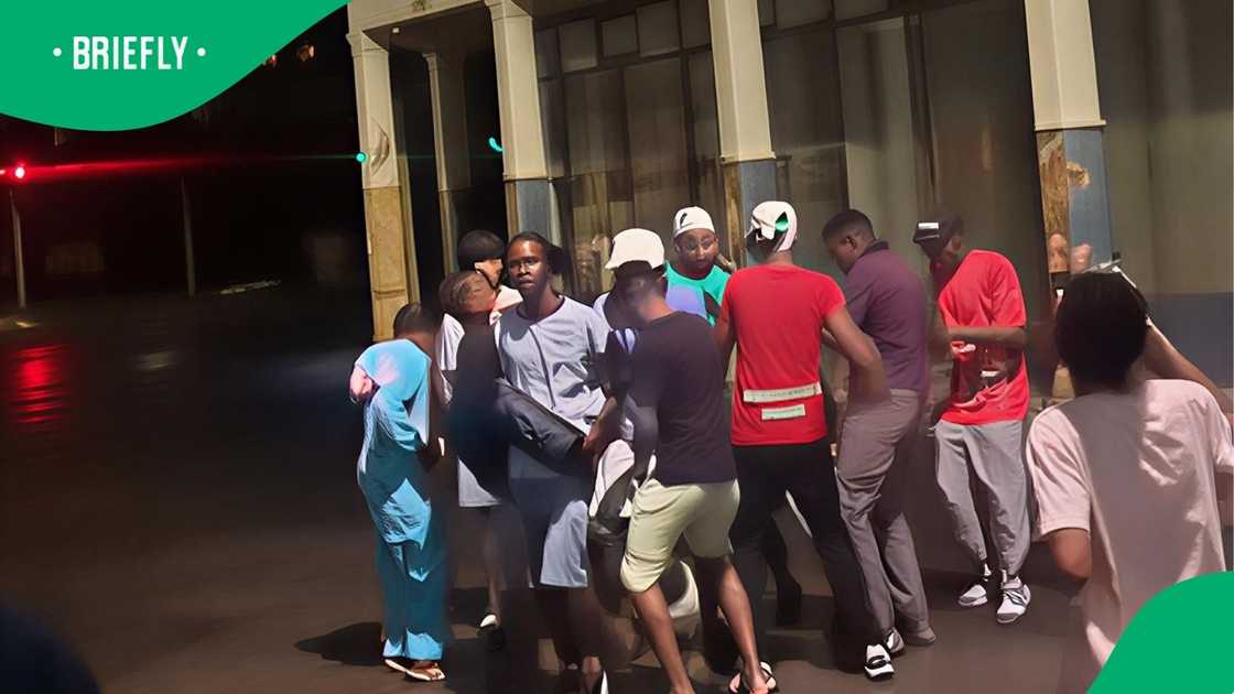 Students cheers for NSFAS allowance