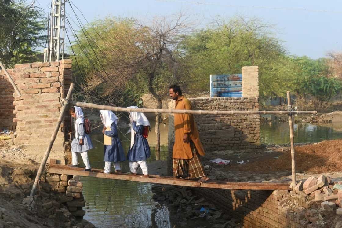 Floods have damaged 27,000 schools in Pakistan Floods have damaged 27,000 schools in Pakistan