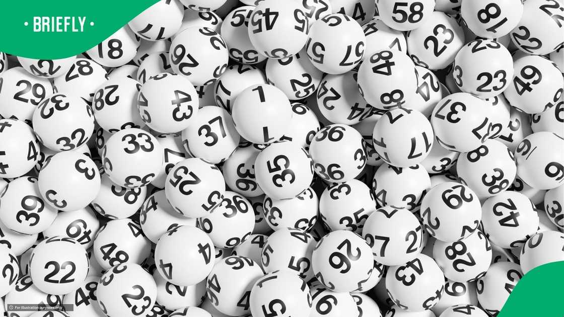 Lotto winner bags a billion overnight Lotto winner bags a billion overnight