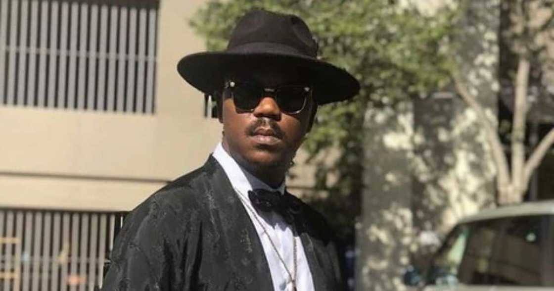 Tall Azz Mo is advocating for men's rights Tall Azz Mo is advocating for men's rights