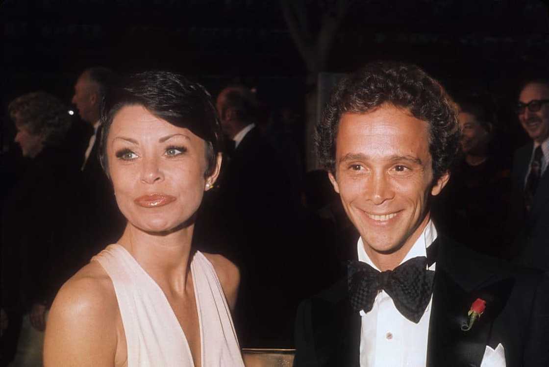 The love story of Jo Wilder and Joel Grey Where is the famous actress