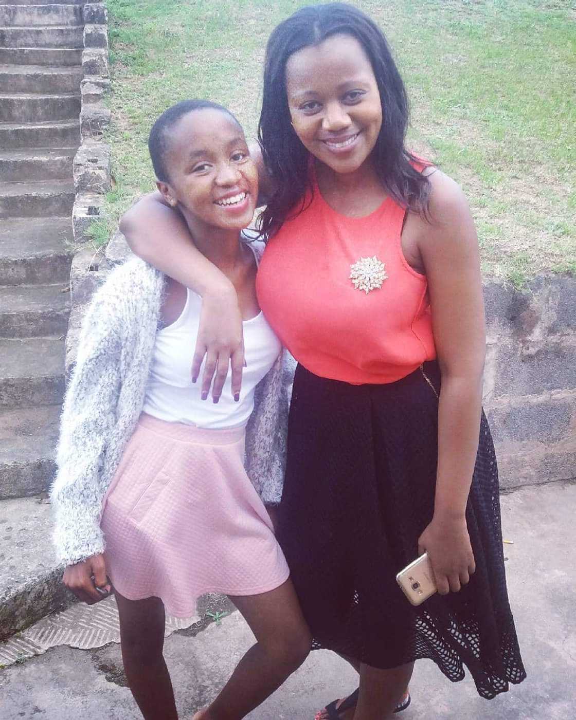 Zamisa social media Zamisa social media