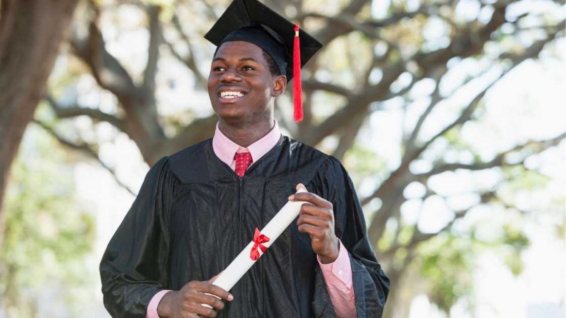 guide-to-applying-to-university-2026