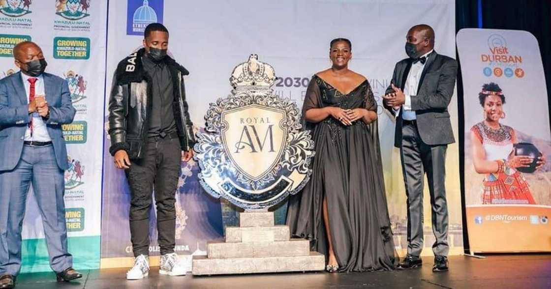 Andile Mpisane Seen Dancing Amidst Royal AM’s Auction: Netizens React Andile Mpisane Seen Dancing Amidst Royal AM’s Auction: Netizens React