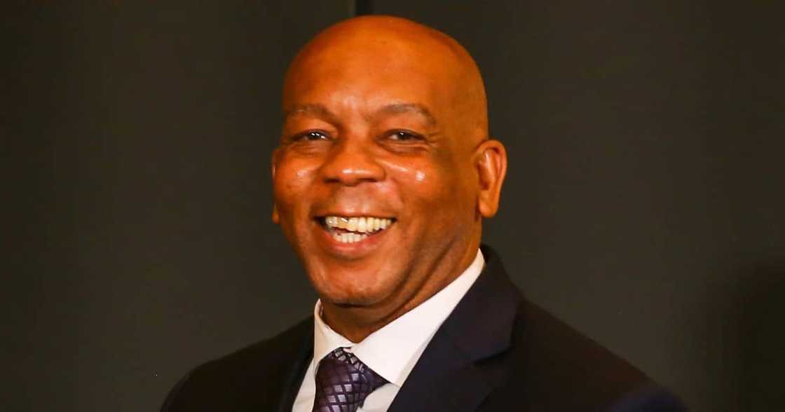 The electricity minister impresses South Africans with his questions. The electricity minister impresses South Africans with his questions.