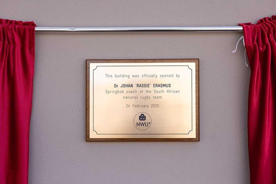 Rassie Erasmus opened the Invictus Residence at the North-West University.