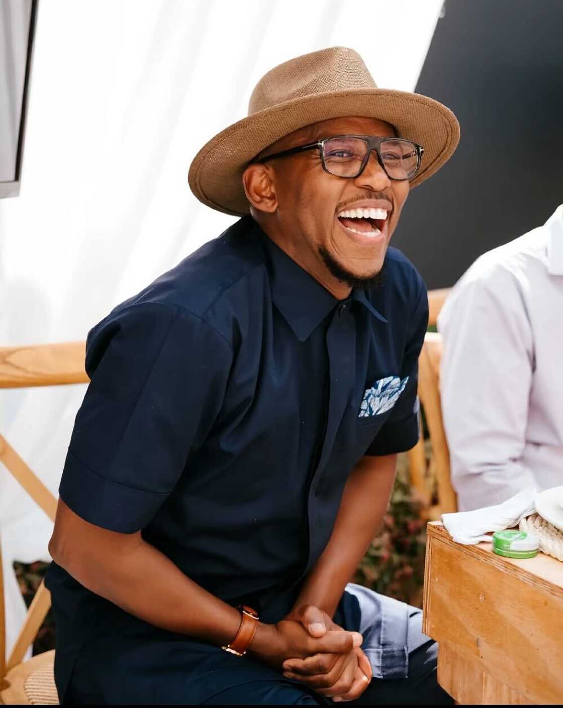 A South African couple tricked their sister into thinking they were in need of R65k for their wedding, which amused people online. A South African couple tricked their sister into thinking they were in need of R65k for their wedding, which amused people online.