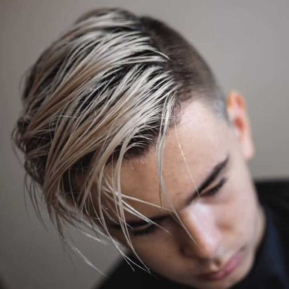 Long hairstyles for men Long hairstyles for men