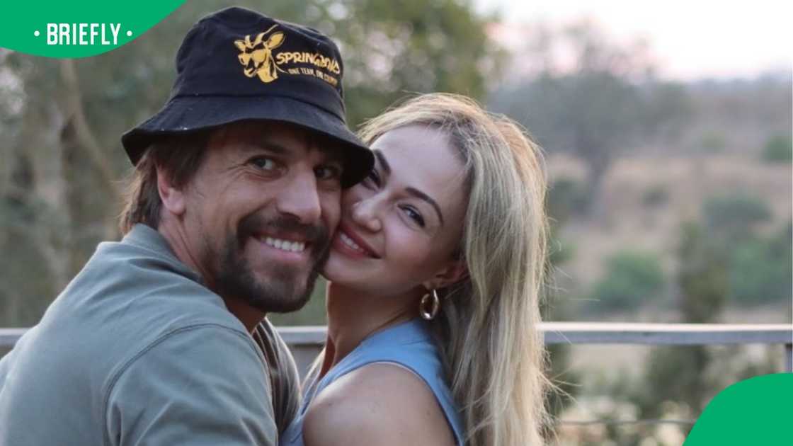 Eben Etzebeth and his wife showcased their flexibility