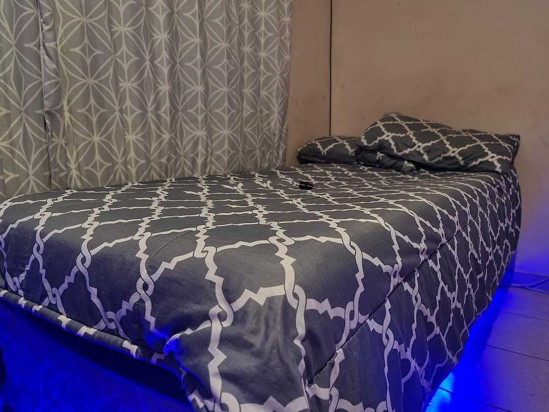 Pretoria man's Facebook interior design Pretoria man's Facebook interior design