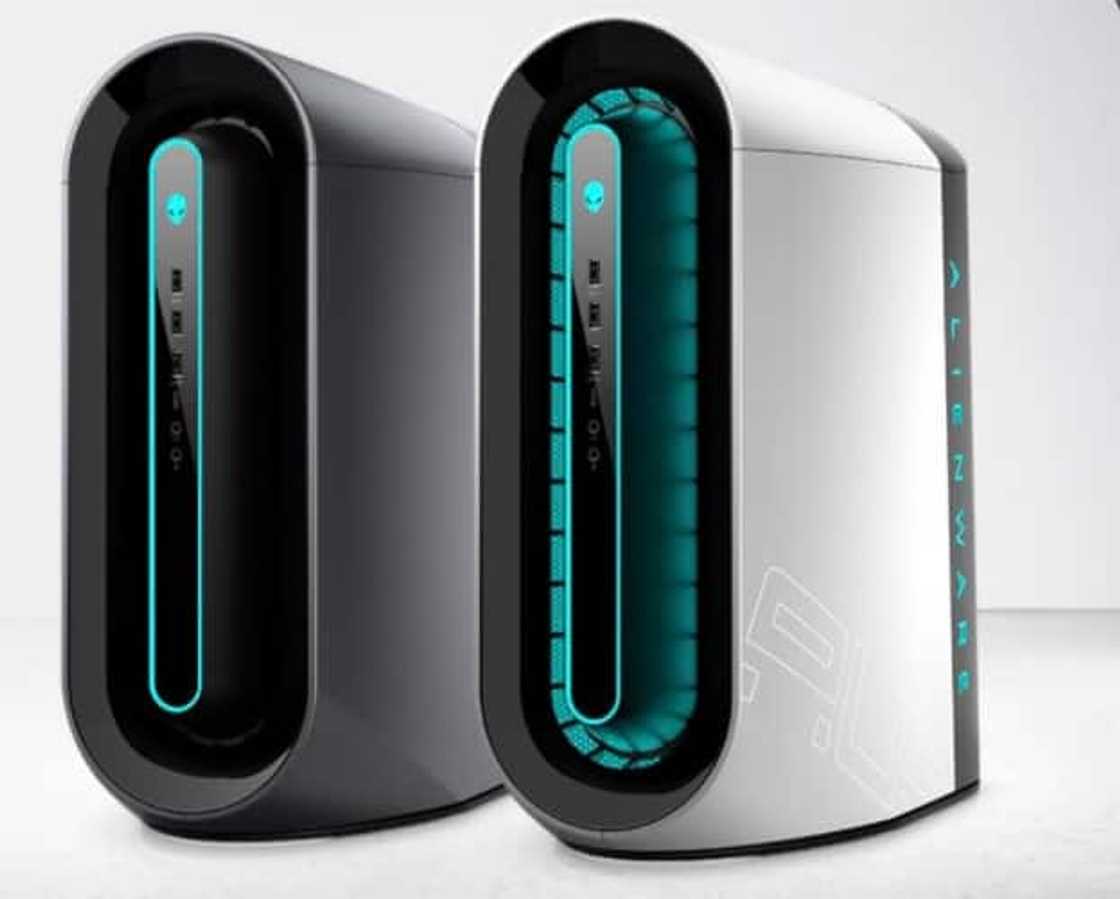 Aurora R10 & R11 Aurora R10 & R11