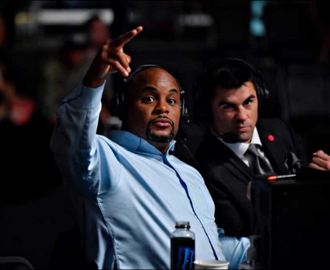 Top 10 best UFC commentators Top 10 best UFC commentators