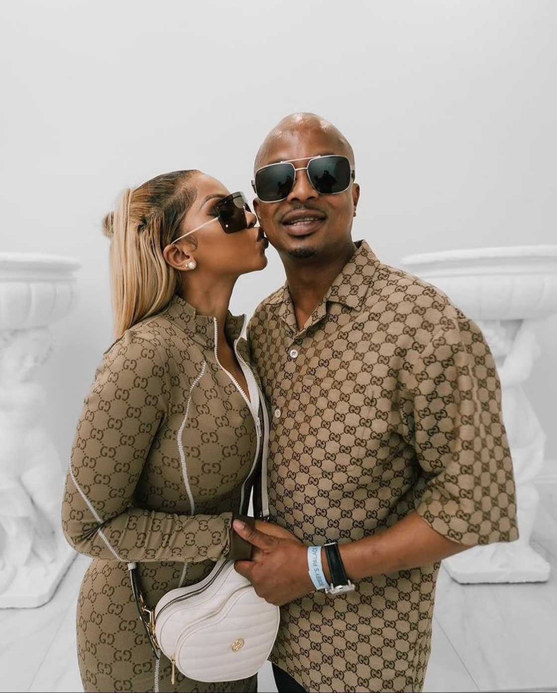 Online users continue to slam Leeroy Sidambe and Mihlali Ndamase's relationship