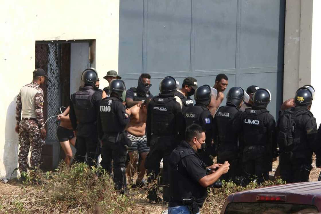 National police transfer inmates from the Guayas 1 prison in Guayaquil, Ecuador on November 3, 2022 National police transfer inmates from the Guayas 1 prison in Guayaquil, Ecuador on November 3, 2022