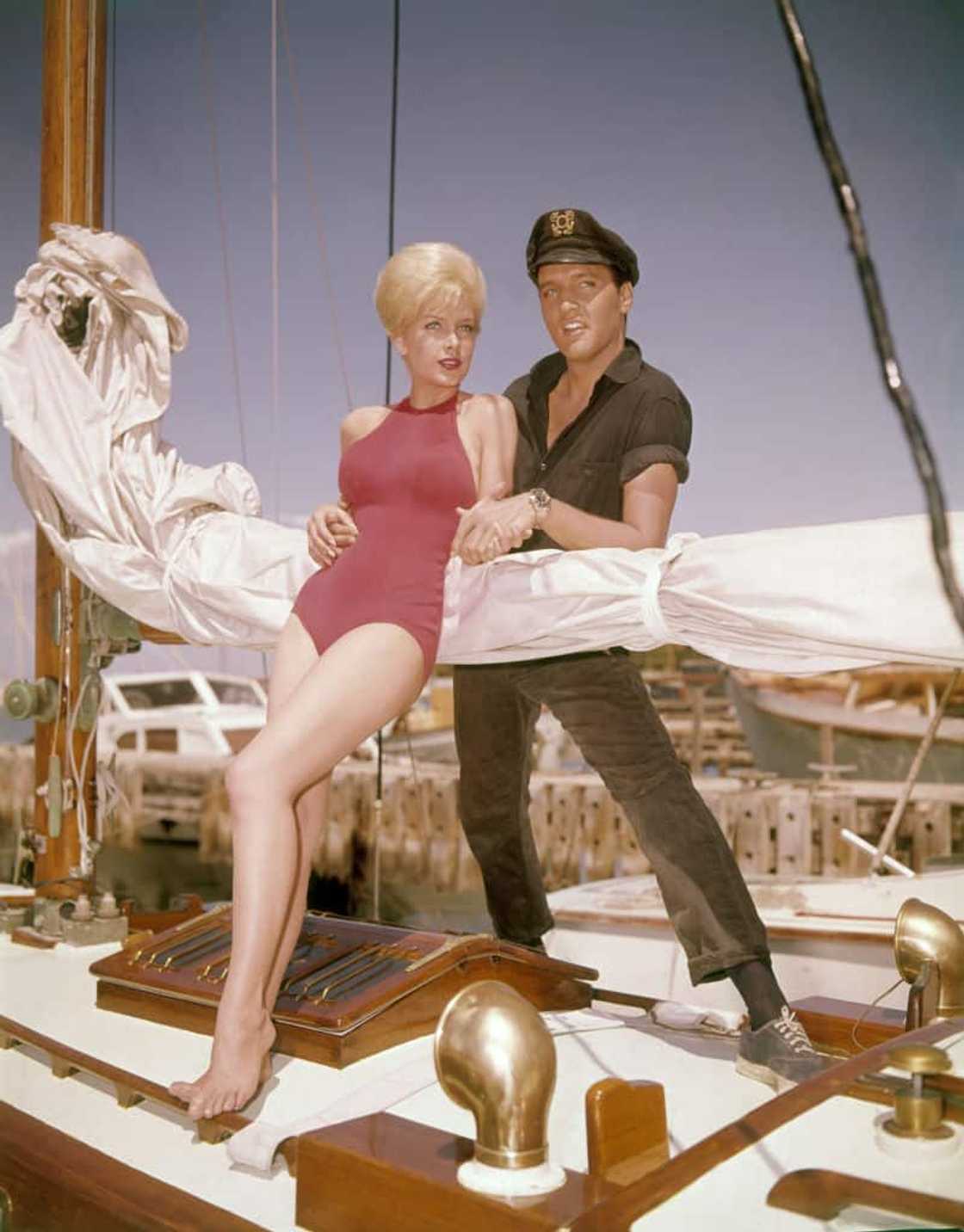pat priest vs beverly presely pat priest vs beverly presely