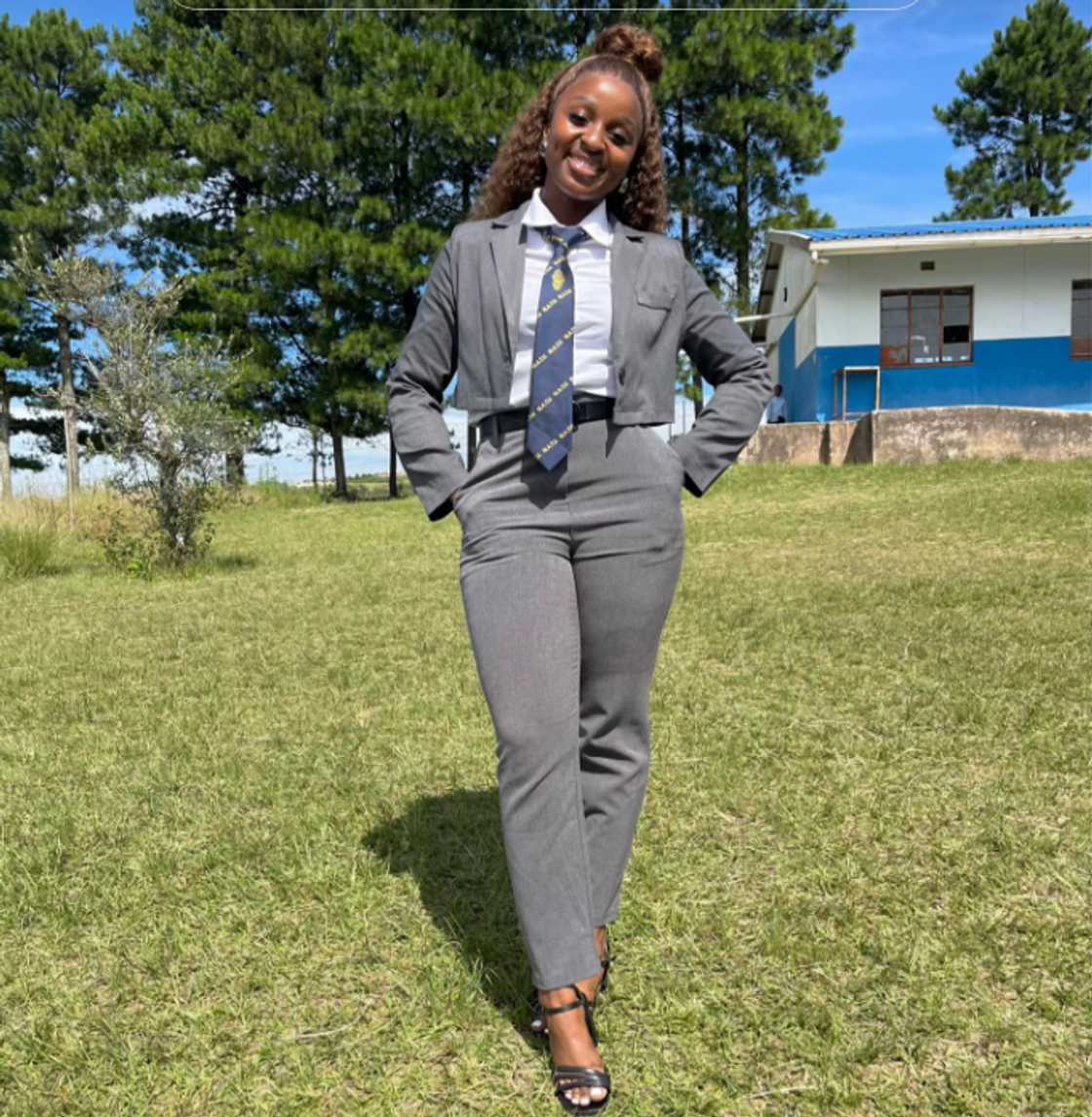 Viewers appreciated her dedication and jokingly noted that the song was stuck in their minds