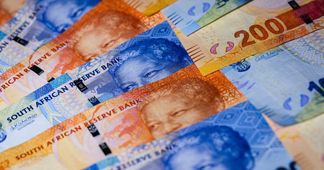 Relief grant, R350, R595, South African Government, Unrest, KwaZulu-Natal, Gauteng Relief grant, R350, R595, South African Government, Unrest, KwaZulu-Natal, Gauteng