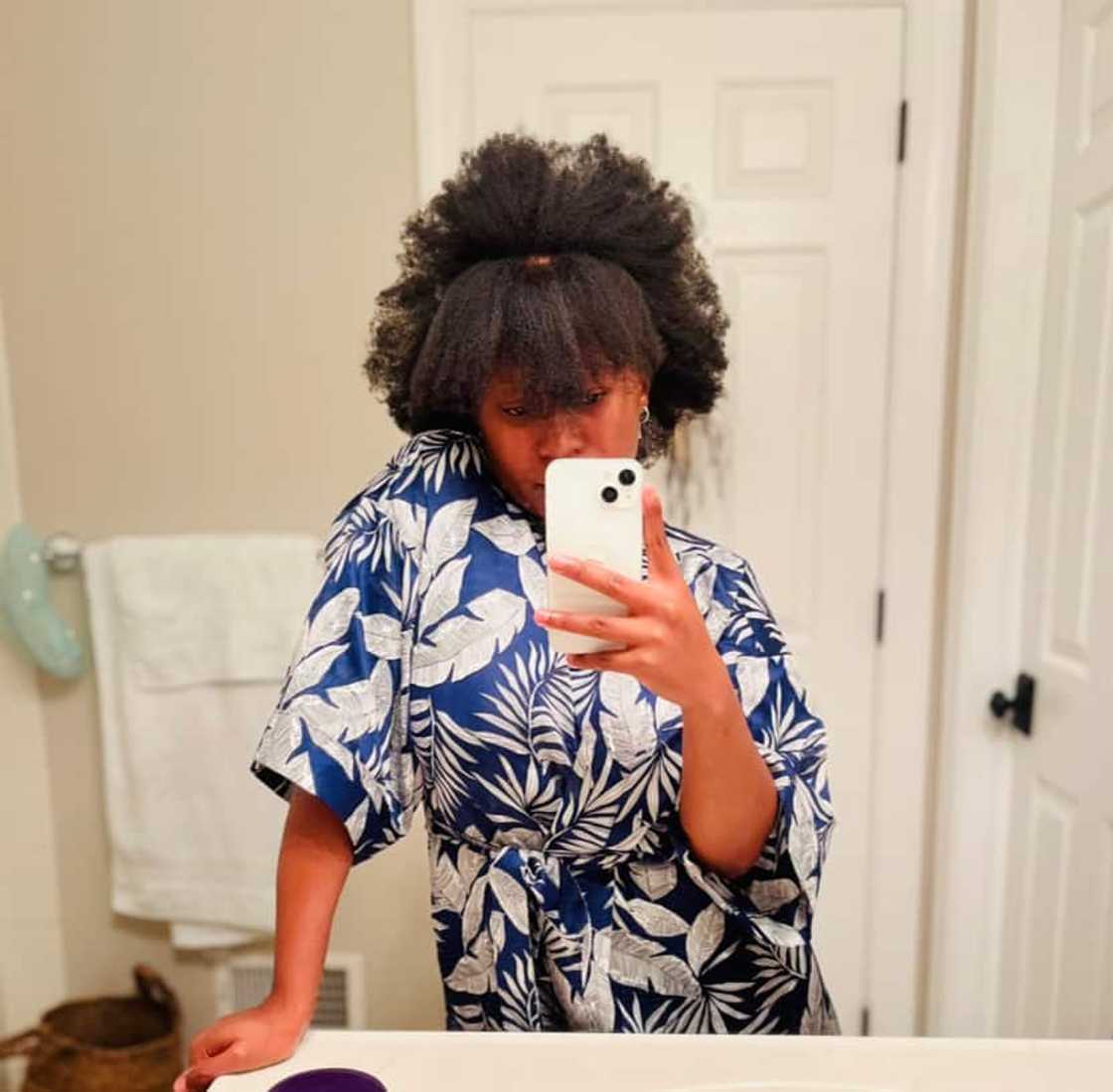 Woman shares video of living in the USA. Woman shares video of living in the USA.