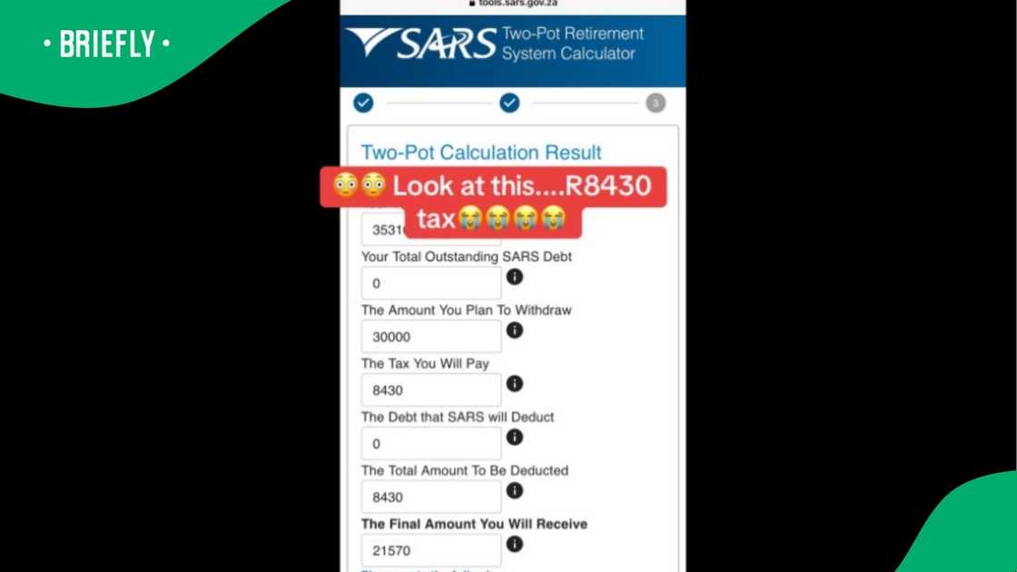 A woman showed the tax on her two-pot fund. A woman showed the tax on her two-pot fund.