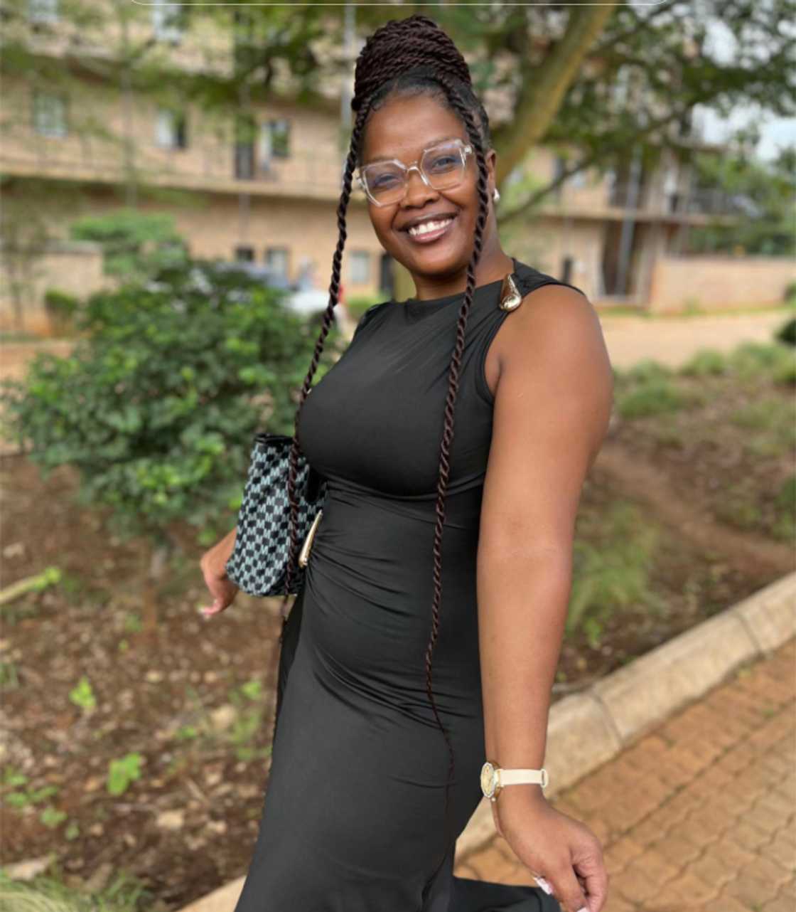 Others advised her to block his number and not speak to him again Others advised her to block his number and not speak to him again