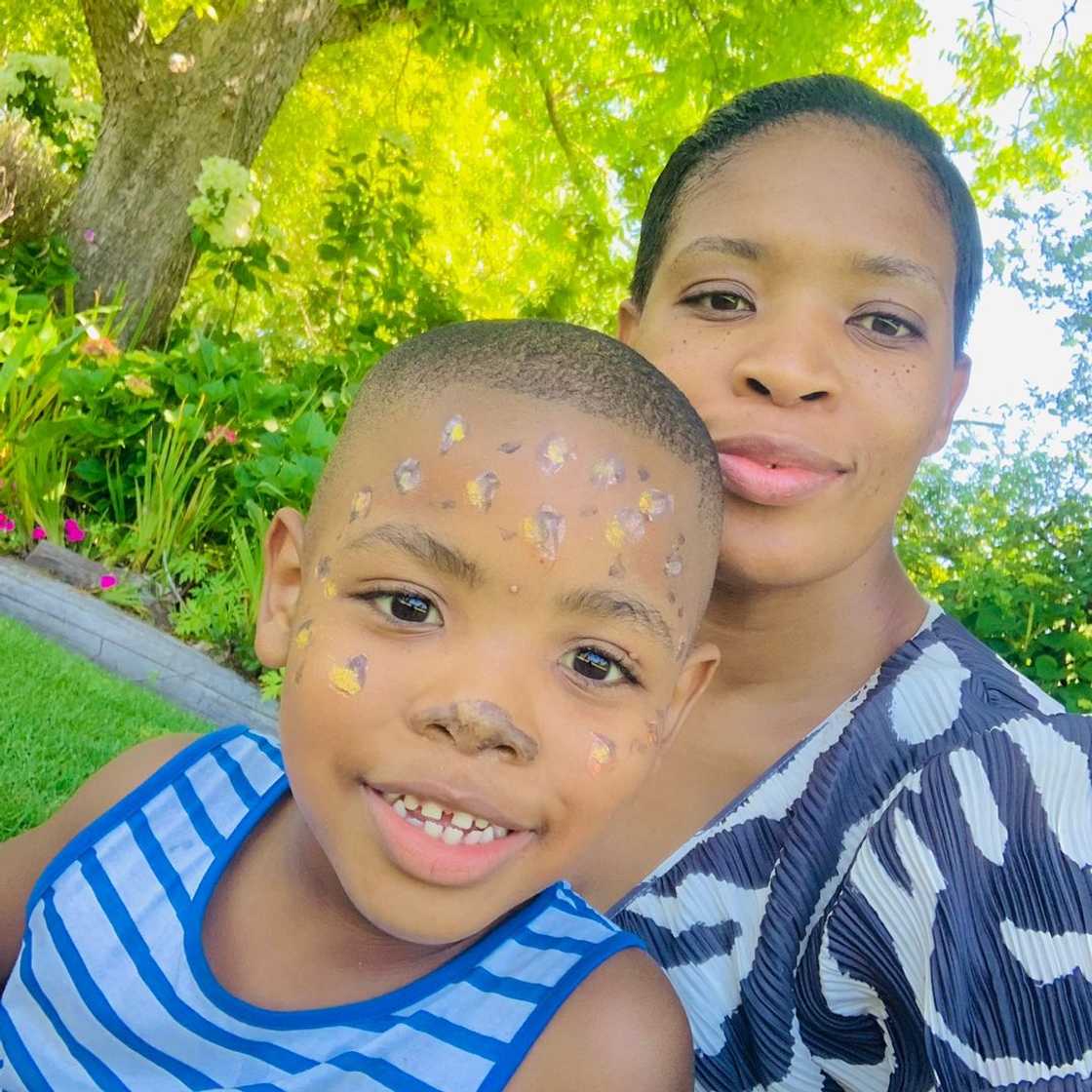 Social media users were impressed by guys who joined a baby shower with gifts Social media users were impressed by guys who joined a baby shower with gifts