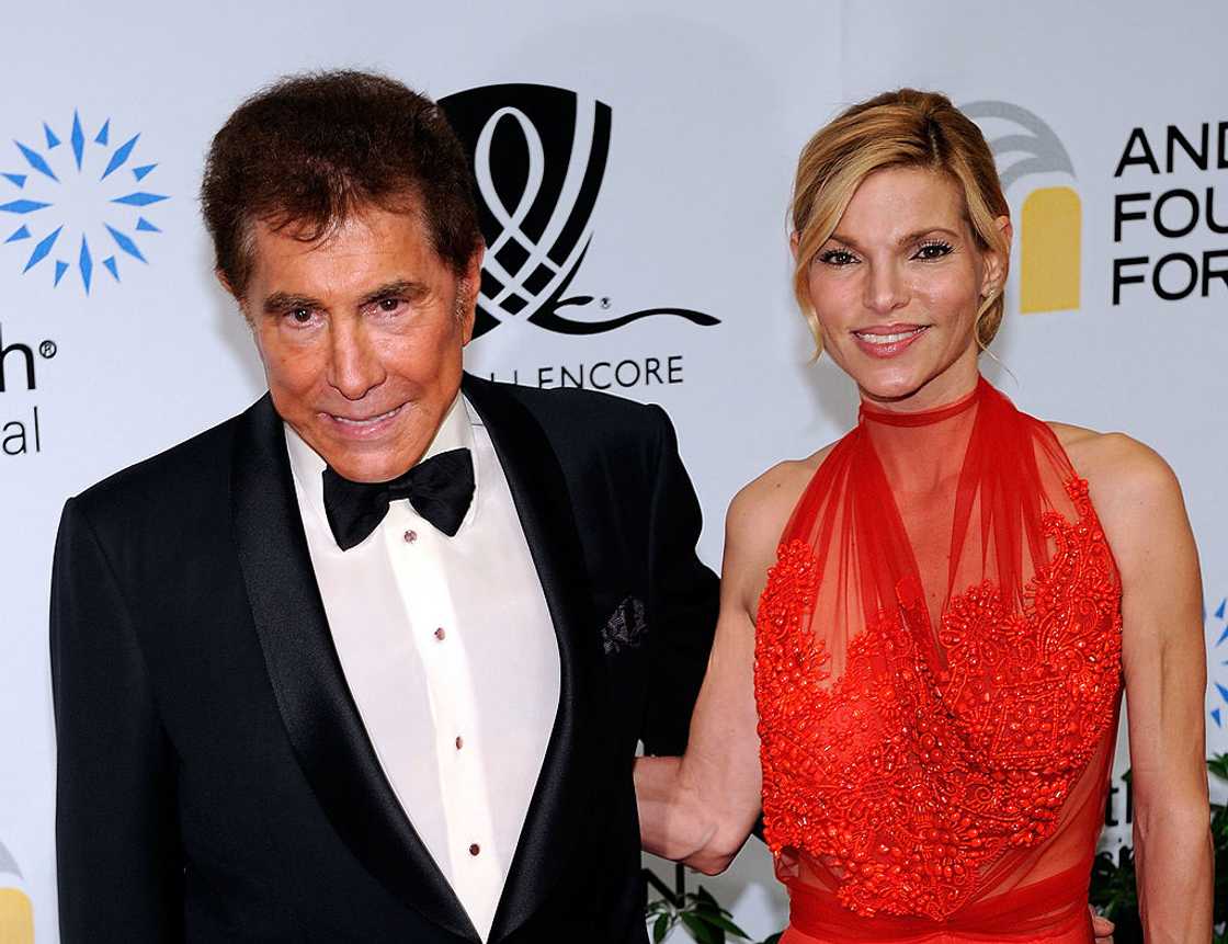 Steve Wynn and Andrea Hissom arrive at the Andre Agassi Foundation for Education Steve Wynn and Andrea Hissom arrive at the Andre Agassi Foundation for Education