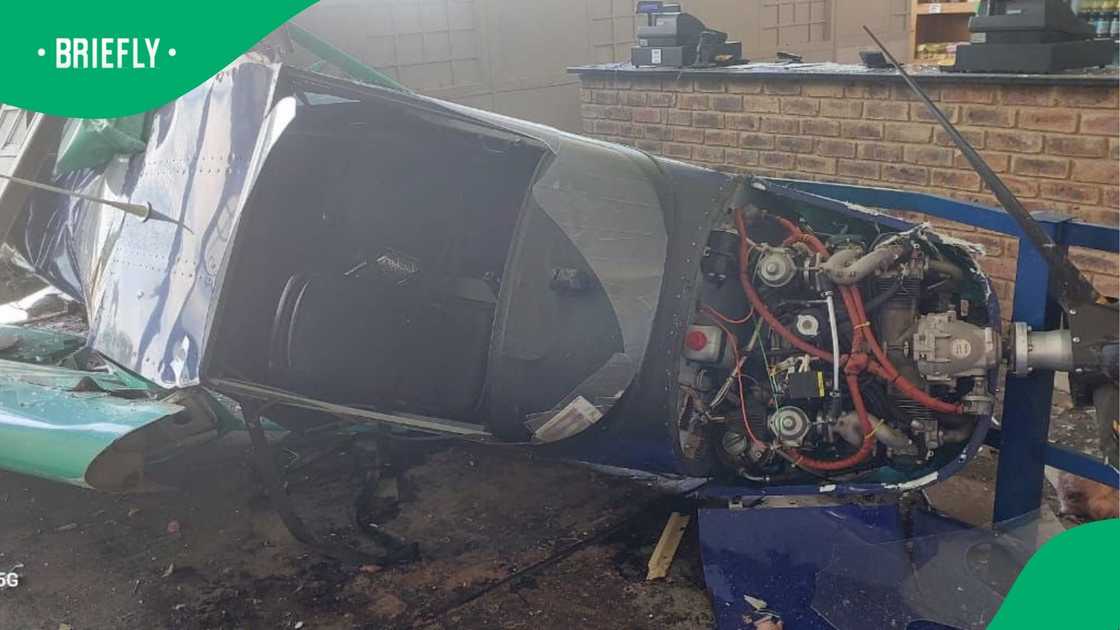 The engine failure forced them to make an emergency landing. The engine failure forced them to make an emergency landing.