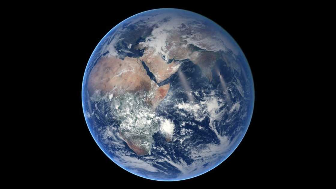 The Earth's mass can now be expressed as six ronnagrams after scientists voted to add new metric prefixes The Earth's mass can now be expressed as six ronnagrams after scientists voted to add new metric prefixes