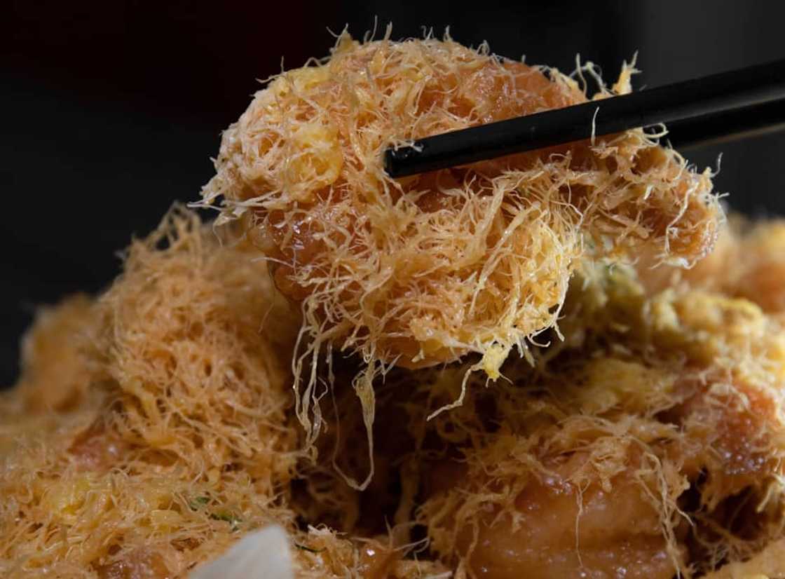 What goes well with prawns? What goes well with prawns?