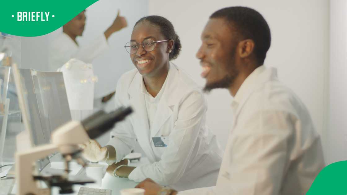 UCT scientists make cancer breakthrough by uncovering how tumours hide from immune system UCT scientists make cancer breakthrough by uncovering how tumours hide from immune system