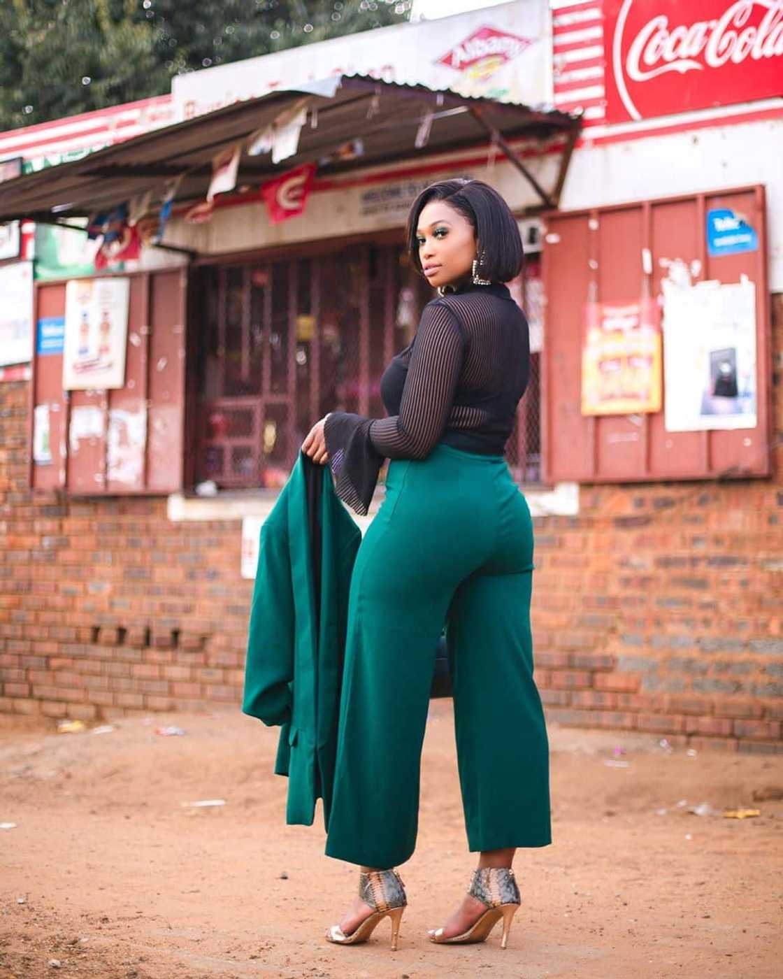 Zola Nombona photos Zola Nombona photos