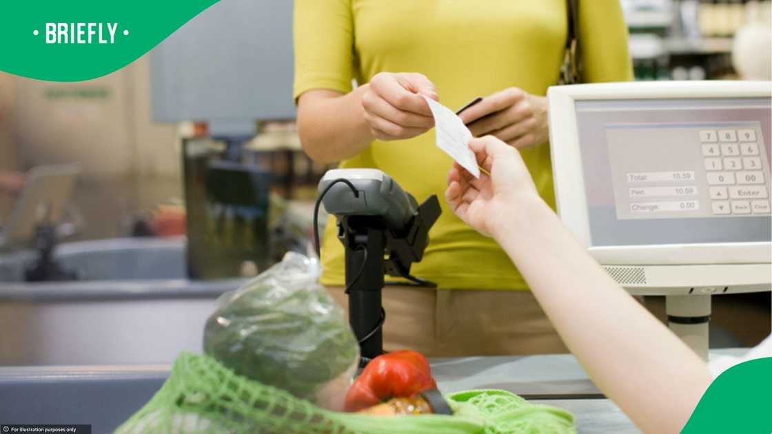 South Africans divided over cashier earnings at big retailers