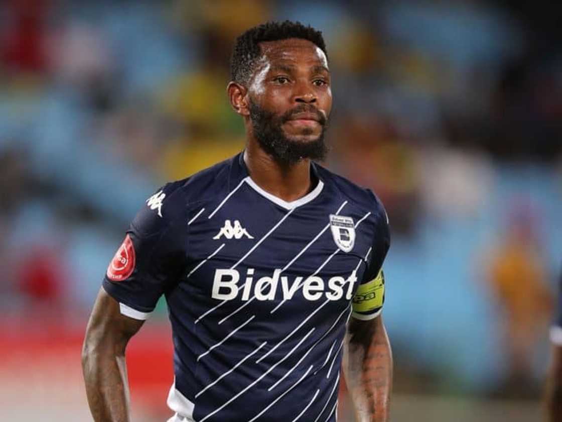 Thulani Hlatshwayo Thulani Hlatshwayo