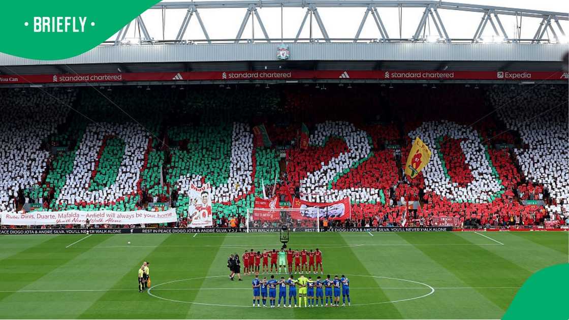 A minute of silence at Anfield Stadium for Diogo Jota.