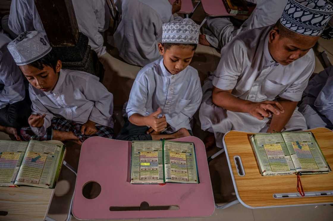 Students at the school also study mathematics, science and Islamic law in preparation for higher education elsewhere Students at the school also study mathematics, science and Islamic law in preparation for higher education elsewhere