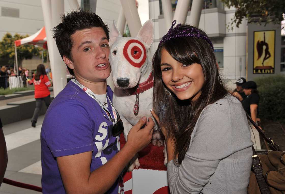 Actor Josh Hutcherson, Bullseye, and actress Victoria Justice Actor Josh Hutcherson, Bullseye, and actress Victoria Justice